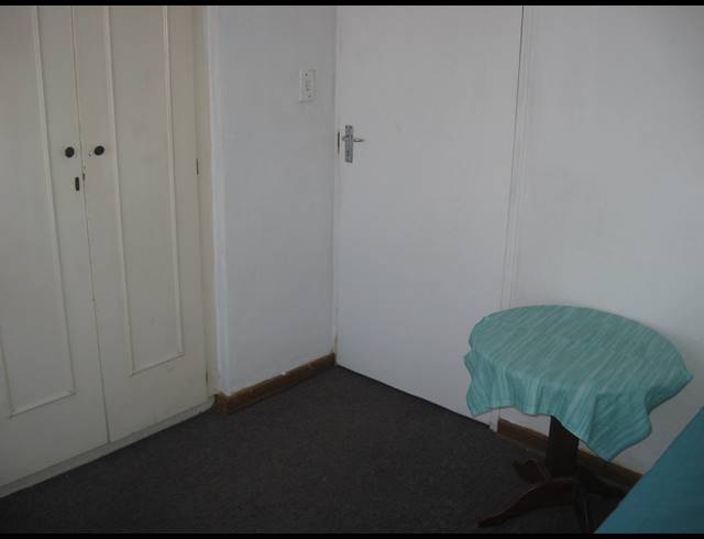 6 bed property to rent in BUCCLEUCH